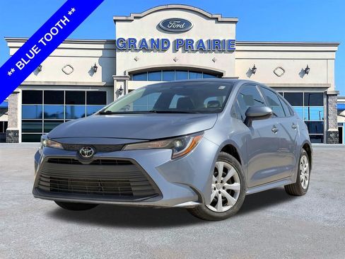 Used 2024 Toyota Corolla LE FWD image 1