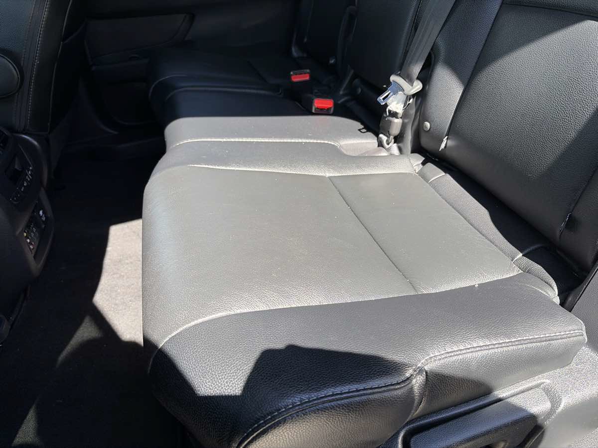 Used 2018 Honda Pilot Touring image 14