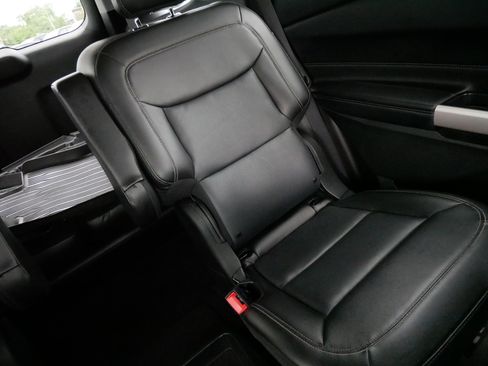 Used 2021 Ford Explorer Limited w/ Hybrid Equipment Group 310A AWD/4WD image 14