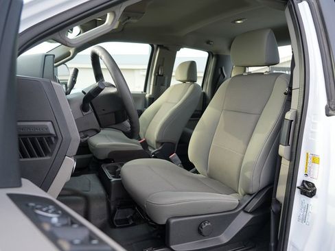 Used 2020 Ford F250 XL w/ Power Equipment Group AWD/4WD image 12