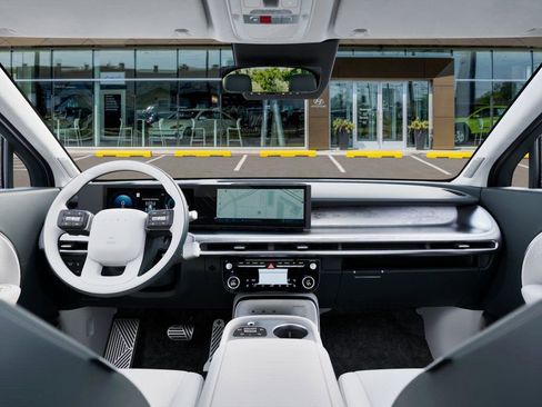 New 2026 Hyundai Ioniq 9 Calligraphy image 17