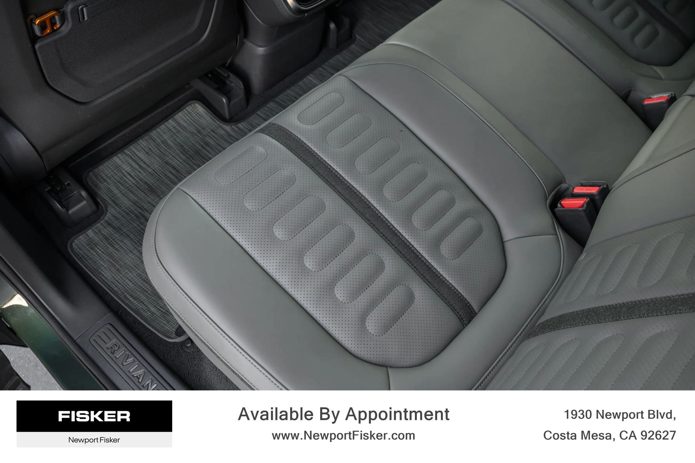 Used 2023 Rivian R1T AWD Adventure Dual image 17
