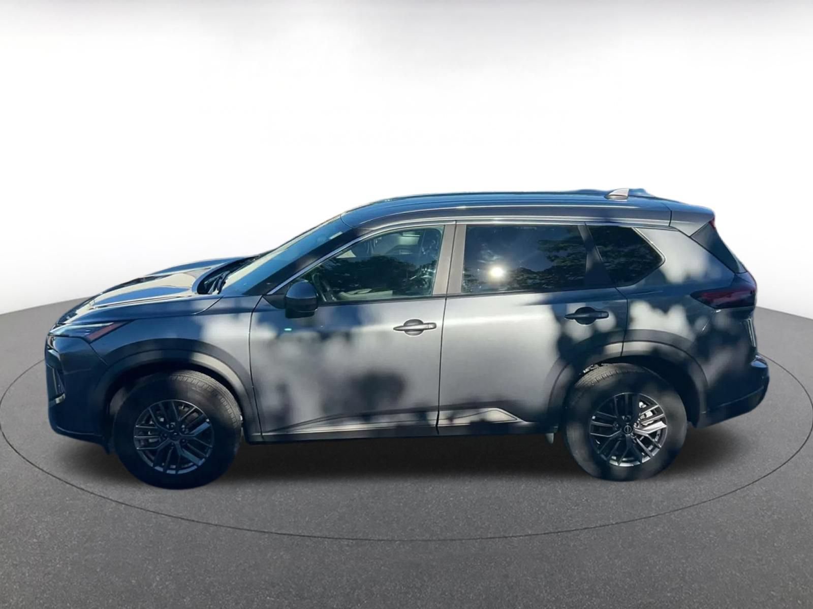 Used 2026 Nissan Rogue SV AWD/4WD image 8