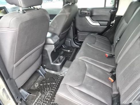 Used 2014 Jeep Wrangler Unlimited Sahara AWD/4WD image 24