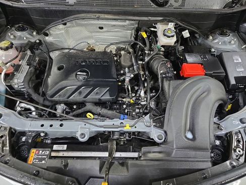 Used 2024 Buick Encore GX Avenir w/ Avenir Technology Package image 32