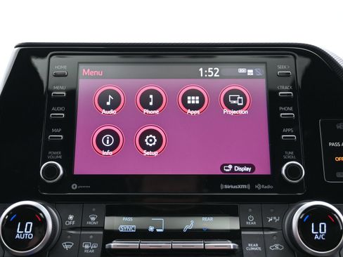 Used 2021 Toyota Highlander XSE FWD image 31