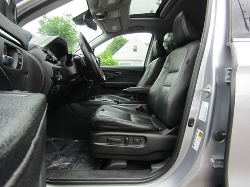 Used 2020 Honda Ridgeline RTL-E image 11