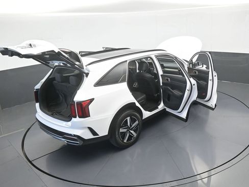 Used 2022 Kia Sorento EX w/ Panoramic Sunroof Package FWD image 71