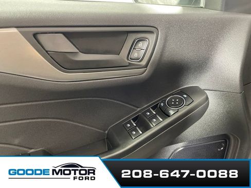 Certified 2023 Ford Escape FWD image 9