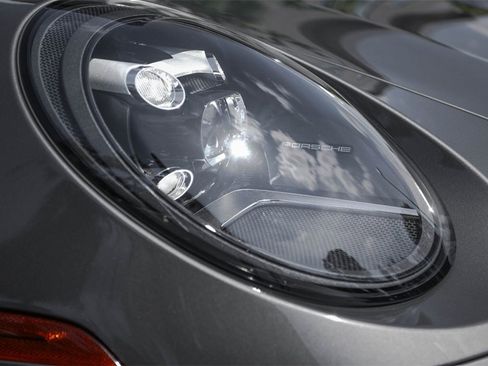 Used 2020 Porsche 911 Carrera 4S image 14