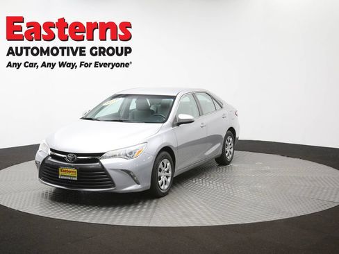 Used 2015 Toyota Camry LE FWD image 53