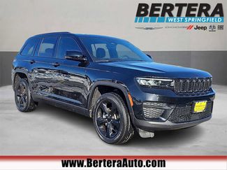Used 2023 Jeep Grand Cherokee Altitude video 1