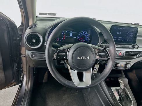 Used 2023 Kia Forte LXS FWD image 18