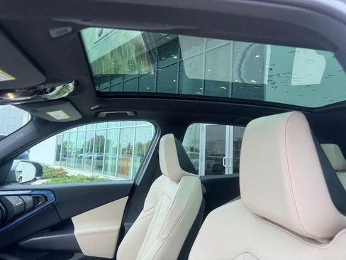 New 2025 BMW X3 xDrive30i w/ Premium Package AWD/4WD image 9