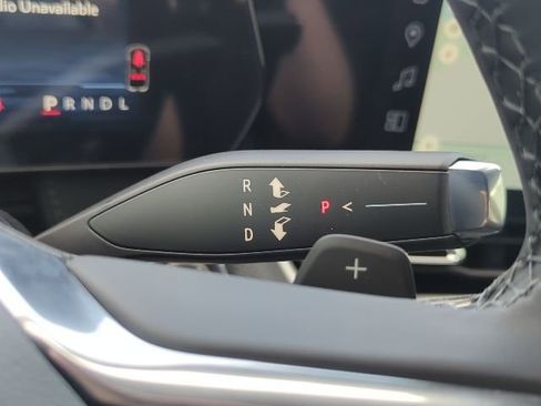 New 2026 Chevrolet Equinox LT w/ Convenience Package II image 23