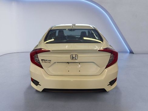 Used 2017 Honda Civic EX-L image 7