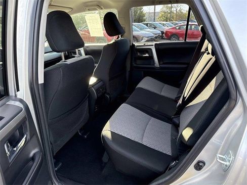 Used 2016 Toyota 4Runner SR5 image 16