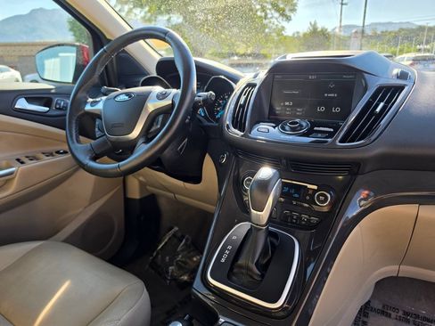 Used 2014 Ford Escape Titanium w/ Equipment Group 401A AWD/4WD image 16