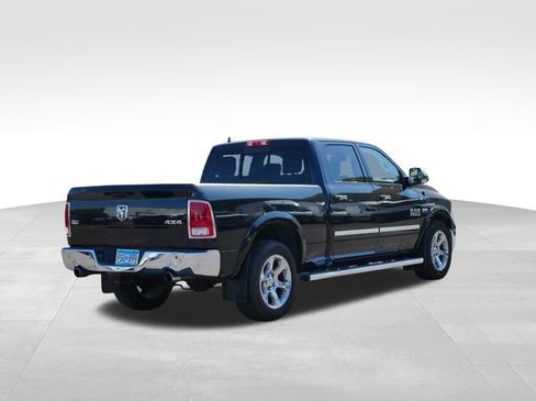 Used 2018 RAM 1500 Laramie w/ Convenience Group AWD/4WD image 10