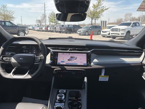 New 2026 Jeep Cherokee Limited AWD/4WD image 2
