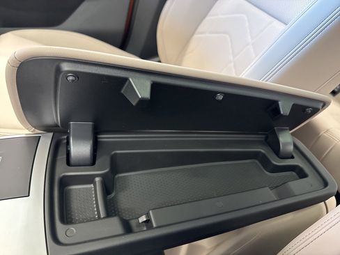 New 2025 BMW X1 xDrive28i w/ Technology Package image 32