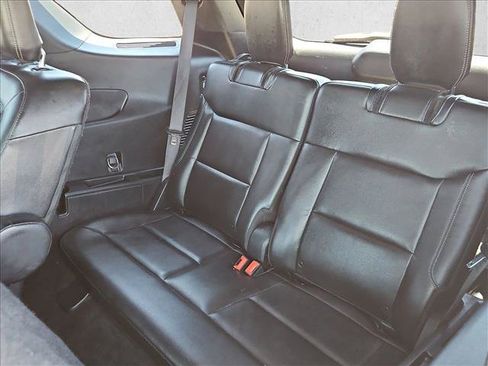 Used 2020 Ford Explorer XLT w/ Equipment Group 202A RWD image 28