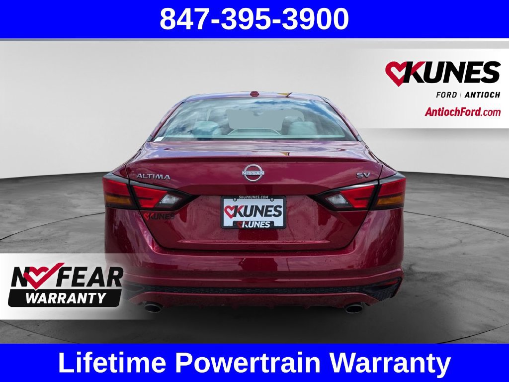 Used 2024 Nissan Altima 2.5 SV w/ SV Premium Package FWD image 9