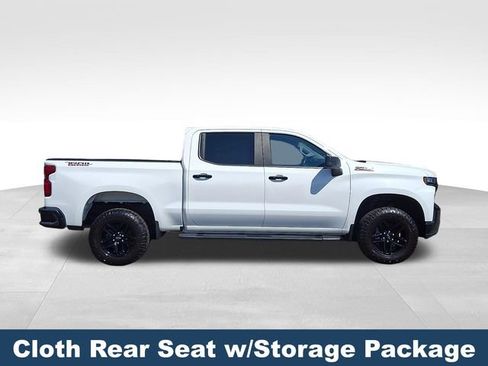 Used 2019 Chevrolet Silverado 1500 LT Trail Boss w/ Convenience Package AWD/4WD image 9