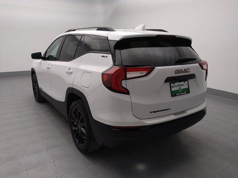 Used 2023 GMC Terrain SLT w/ Elevation Edition image 5