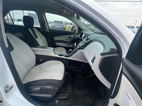 Used 2014 Chevrolet Equinox LS AWD/4WD image 25
