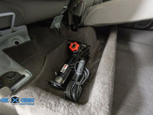 Used 2020 Chevrolet Silverado 2500 LTZ w/ LTZ Texas Edition image 37