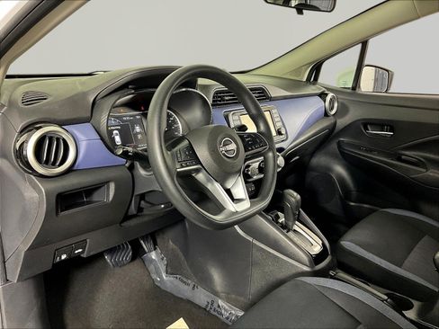 Certified 2023 Nissan Versa SV FWD image 17