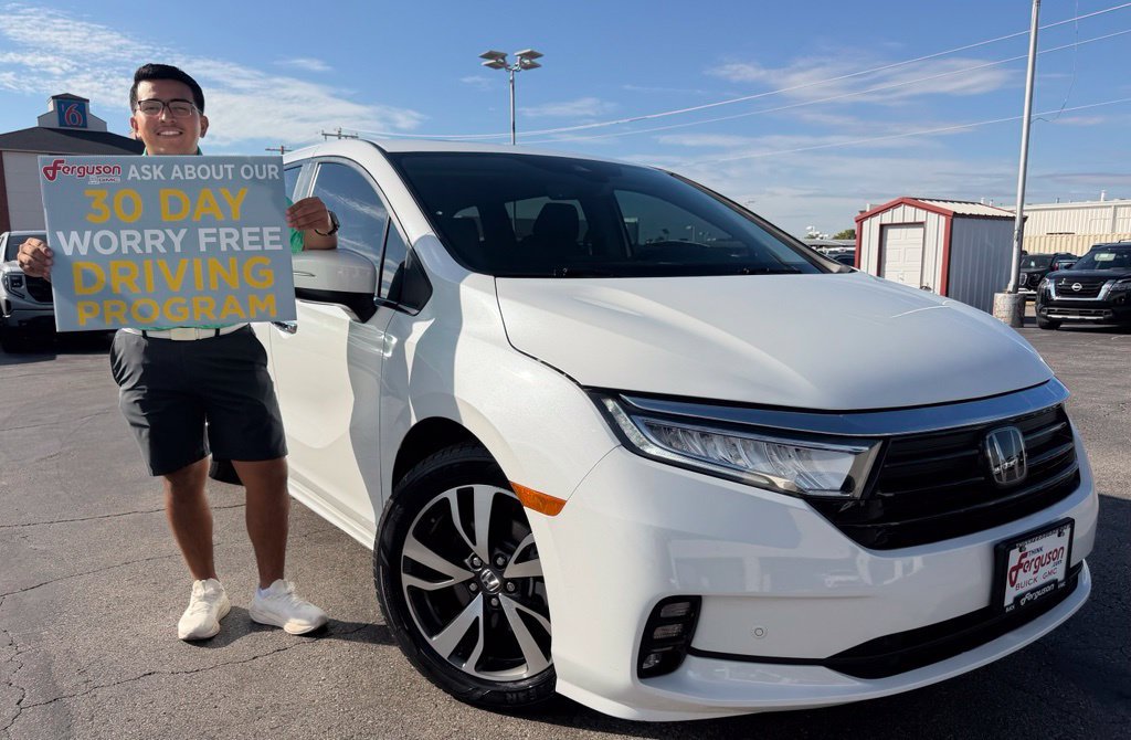 Used 2022 Honda Odyssey Touring image 1