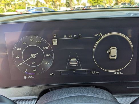 Certified 2025 Kia Sportage SX image 37