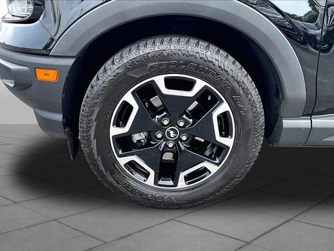 Used 2022 Ford Bronco Sport Outer Banks w/ Tech Package AWD/4WD image 11