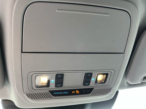 Used 2023 Ford Explorer XLT RWD image 20