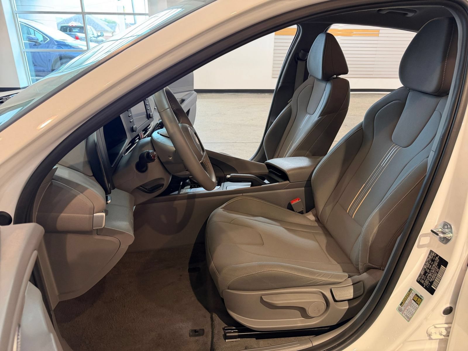 Used 2026 Hyundai Elantra Sport FWD image 25