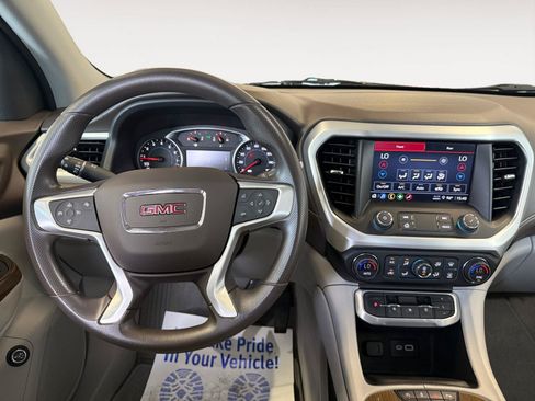 Used 2022 GMC Acadia SLE w/ LPO, Cargo Package AWD/4WD image 13