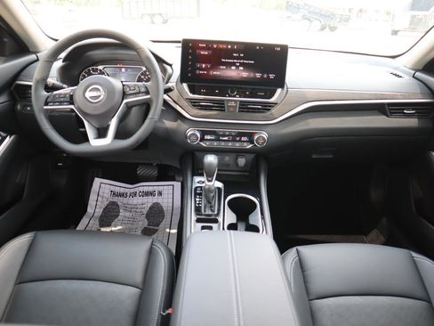 Used 2025 Nissan Altima 2.5 SL image 23
