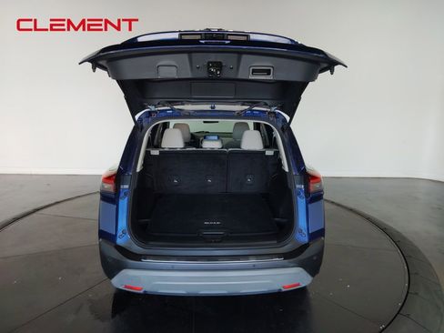 Used 2022 Nissan Rogue SV AWD/4WD image 8