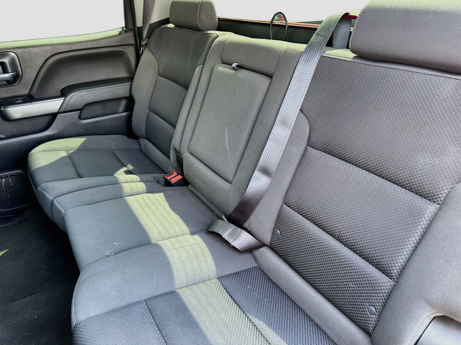 Used 2018 Chevrolet Silverado 1500 LT w/ LT Eassist Package RWD image 14