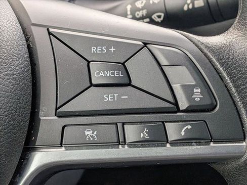 Used 2024 Nissan Sentra SV image 15