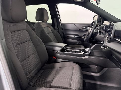 Used 2025 Chevrolet Equinox LT FWD image 31
