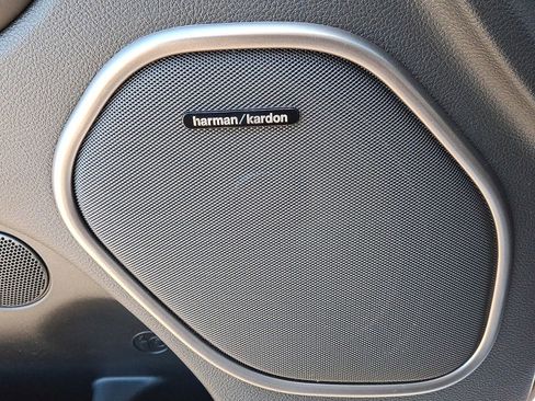 Used 2023 Dodge Durango Citadel image 25