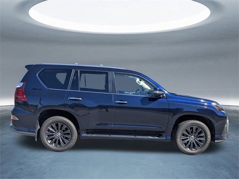 Used 2021 Lexus GX 460 Premium image 3