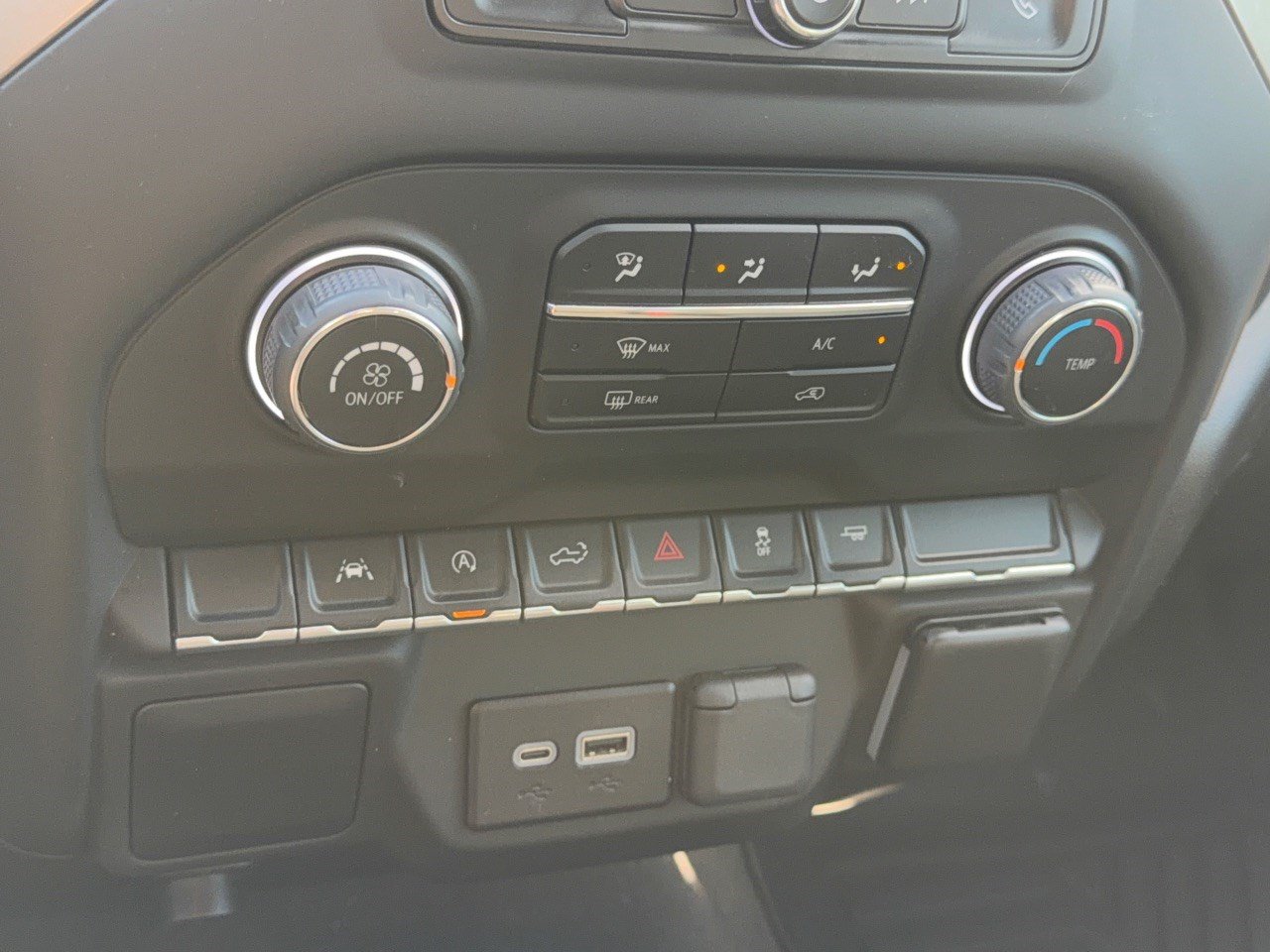 Used 2023 Chevrolet Silverado 1500 Custom RWD image 22