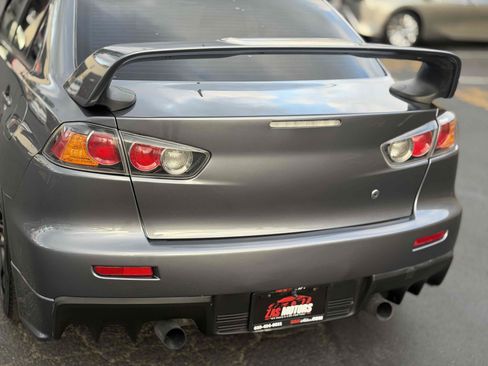 Used 2008 Mitsubishi Lancer Evolution GSR AWD/4WD image 11