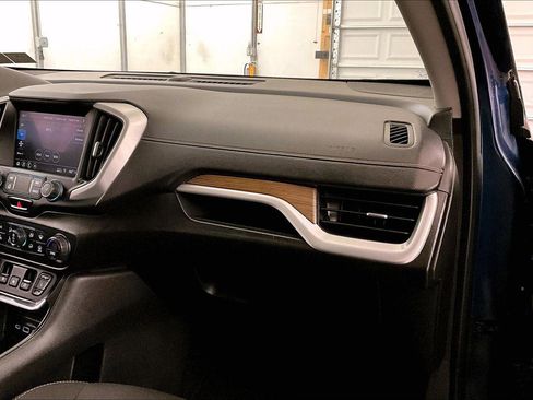 Used 2019 GMC Terrain SLE w/ Driver Convenience Package image 15