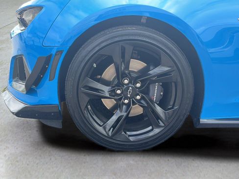 Used 2023 Chevrolet Camaro LT w/ Technology Package RWD image 50