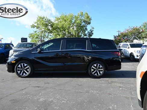 Used 2026 Honda Odyssey EX-L image 4